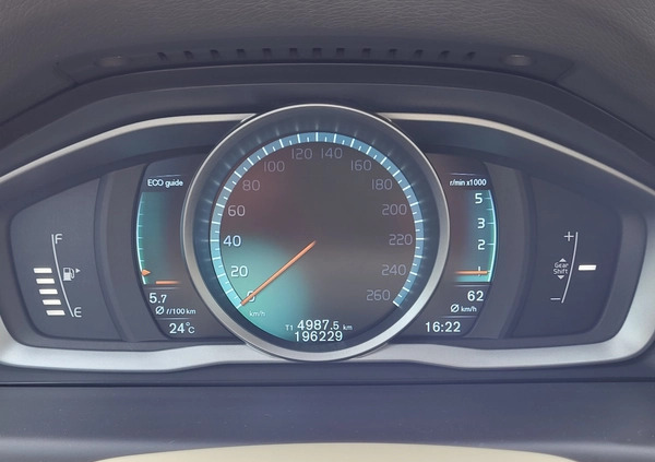 Volvo V70 cena 38900 przebieg: 198200, rok produkcji 2015 z Pilawa małe 596